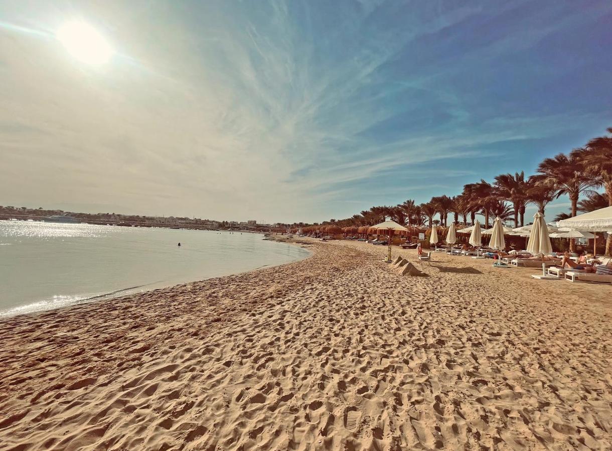 Sunrise Tucana Resort Grand Select Gurdaka Kültér fotó Beach in El Alamein