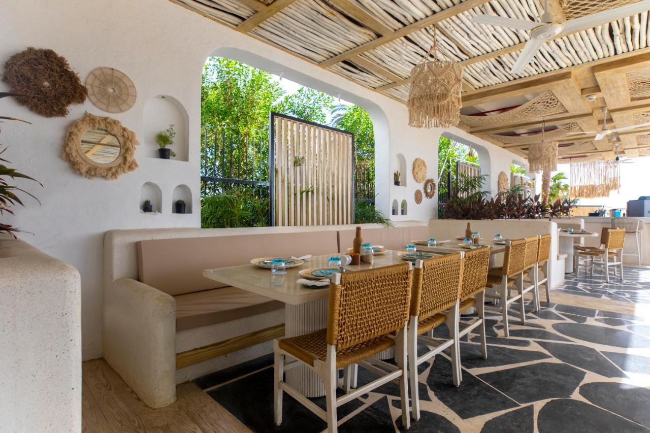 Sunrise Tucana Resort Grand Select Gurdaka Kültér fotó Restaurant interior