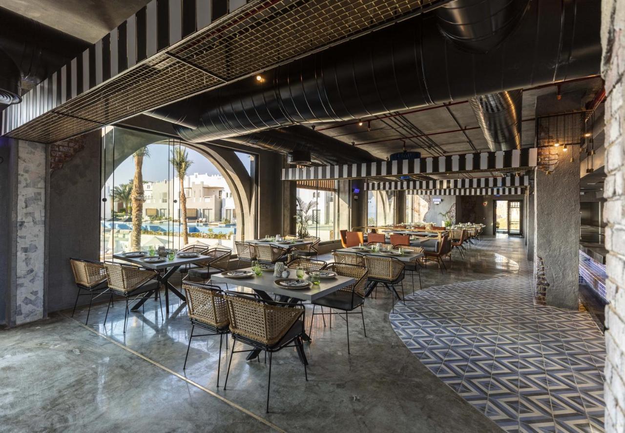 Sunrise Tucana Resort Grand Select Gurdaka Kültér fotó The interior of the restaurant